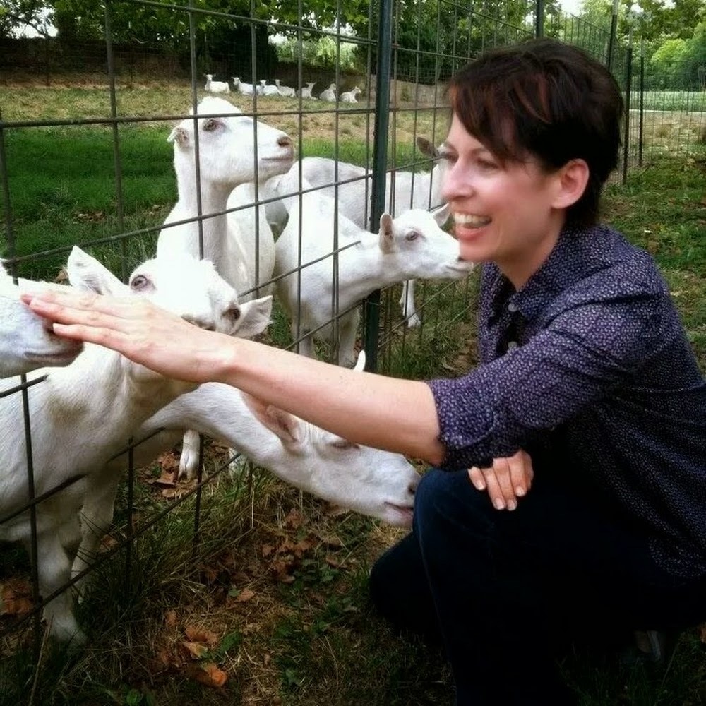Meet your Posher, Melanie